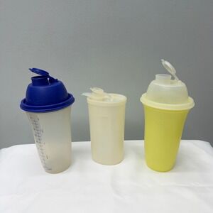 3 Vintage Tupperware Quick Shake mixer dressing and sweet saver bottle